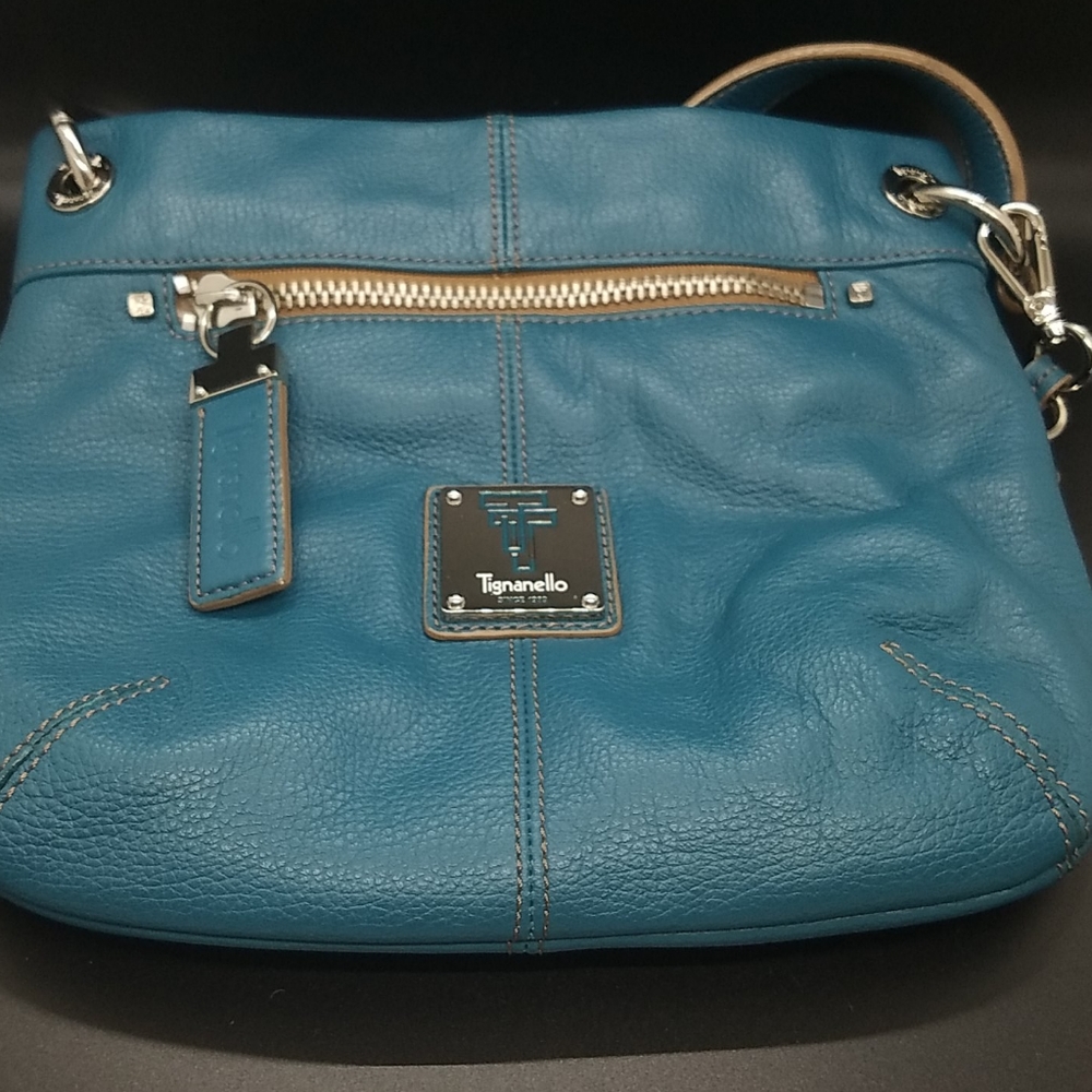 Tignanello crossbody hand bag